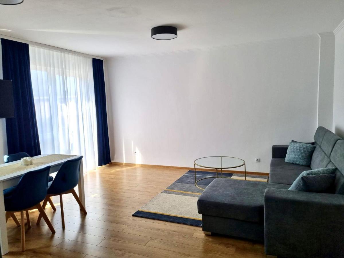 Lily Central Apartment With Free Parking Targu-Mures Bagian luar foto